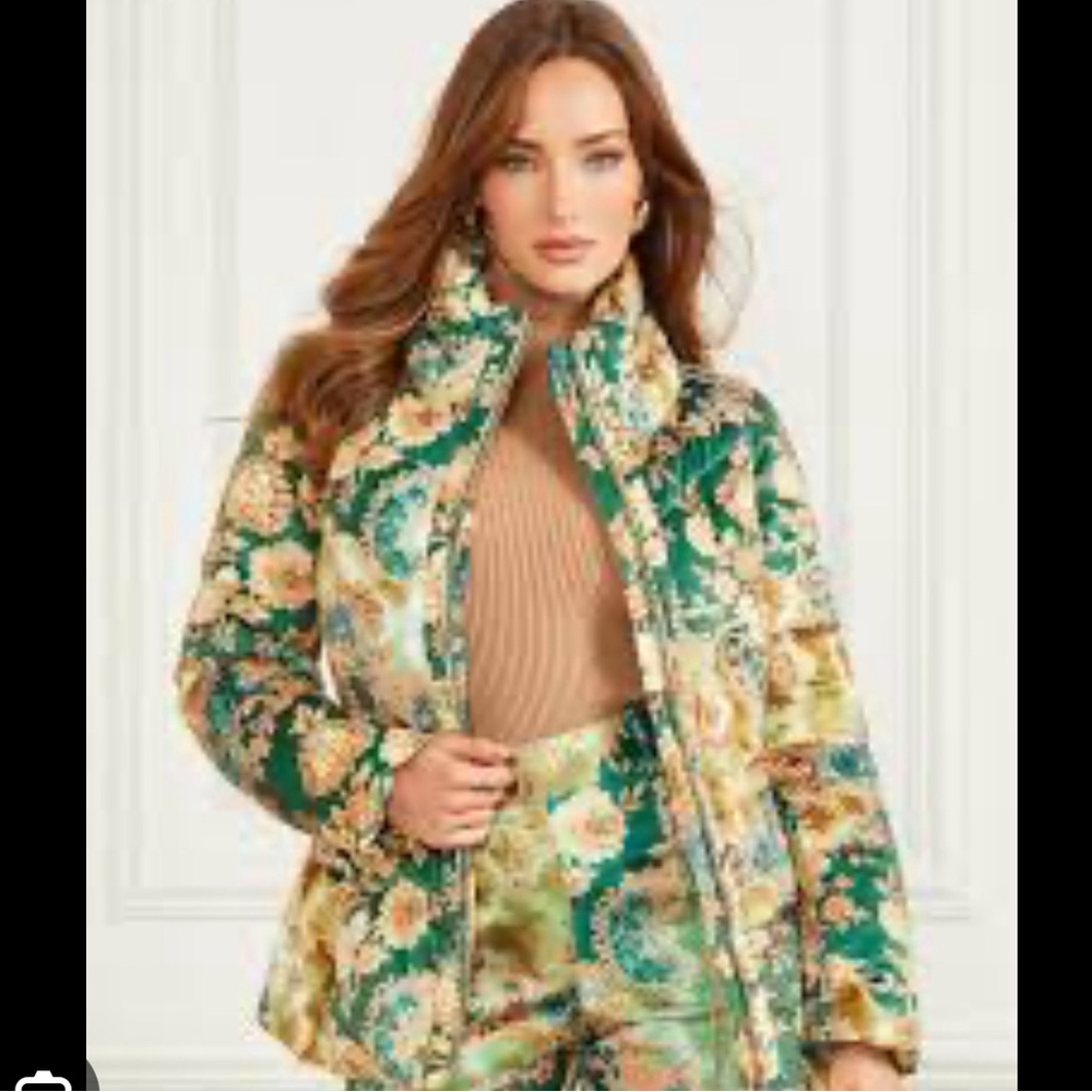 Marciano by Guess Katrin Puffer Jacket Coat Heirloom Print NEW
